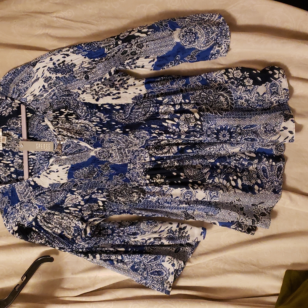 Blouse pull overspense